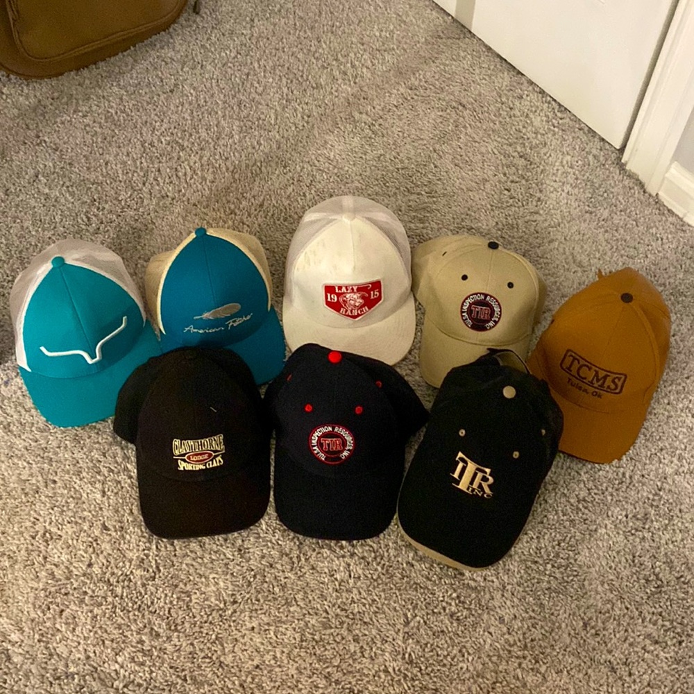 8 different kinds of hats, fitted and snap back